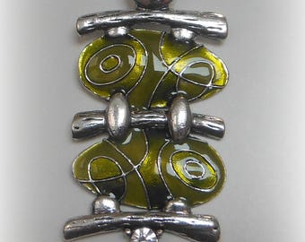 Green rectangular pendant