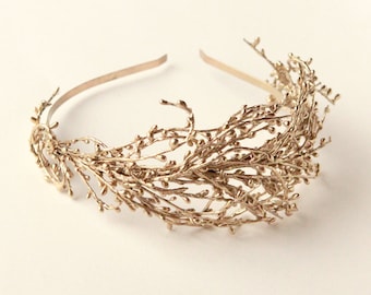 Wired bridal headband, GOLD or SILVER, wedding headpiece, Gold branch fascinator, Golden woodland bride, Gold twig, Golden bridal headband