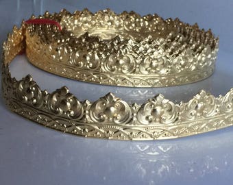 Crown Gallery Banding (by the foot)