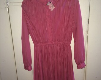 Pink victorian style vintage dress