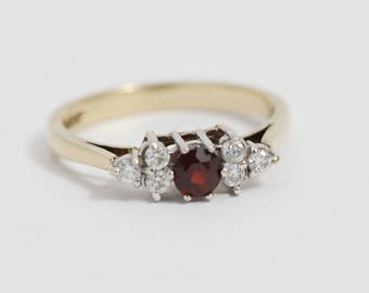 9ct Gold Red and Clear Cubic Zirconia Cluster Ladies Ring Size UK O and US 7.25 Hallmarked 1989