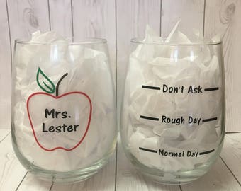 Teacher Gift Apple Appreciation End of Year Wine Glass