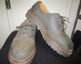 Vintage Authentic Brown Doc Marten Oxfords Size UK 6 US 8 Made In England