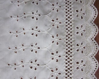 Vintage 6" Ecru Eyelet Lace 2 yard piece