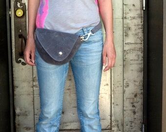 Fanny Pack in Charcoal Gray Waxed Cotton : Hip Bag, Belt Bag, Duck Canvas, Festival Bag, Bum Bag, Rustic, Hands Free Bag, Waxed Canvas, Boho