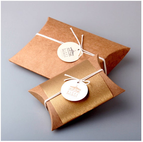 Kraft pillow box 10 pieces of Pillow Gift Boxes High
