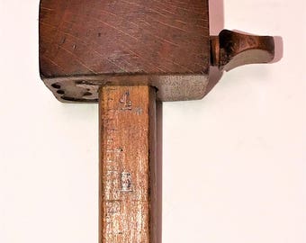 Vintage 6-Inch Carpentry Stanley No. 64 Wooden Marking Gauge from 1910's. Great Looking Tool for Display or Use!