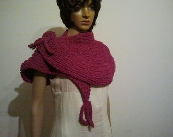 Knitted scarf / shawl pink
