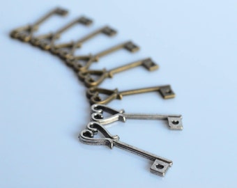 Key pendant, key charm, antique key pendant,keys set,key and padlock,bronze pendant,little key, pendant set,, vintage pendant, DIY accessory
