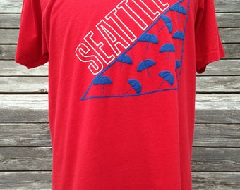 Vintage 80s Seattle Washington umbrellas T Shirt - Large - soft & thin - tourist Seattle WA - Puget Sound - Pacific Northwest