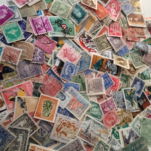 Vintage Worldwide Off Paper Used Postage Stamps, Vintage Ephemera Stamps, Philatelic, 100 Piece Lot Postage Stamps, Foreign Postage Stamps