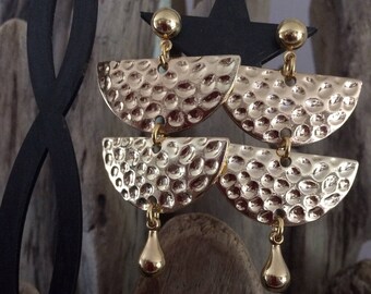 fancy gold pierced earrings