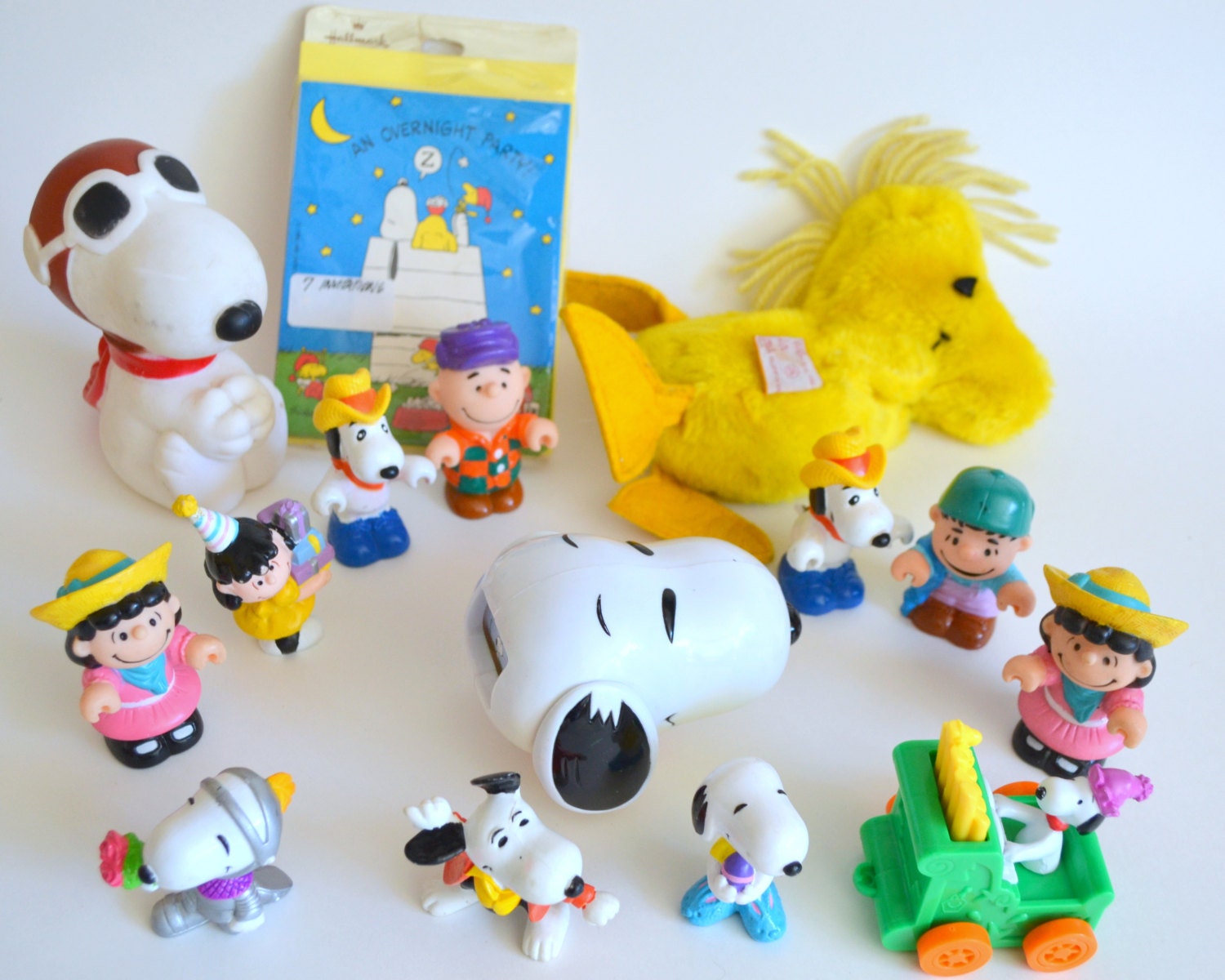 charlie brown toy set