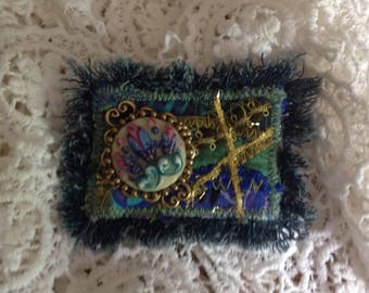 In my garden... Textile art brooch