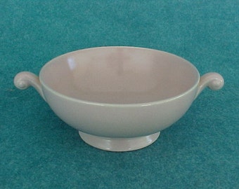Homer Laughlin Pastel Nautilus Bowl Cream Soup Pink