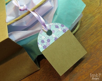 Flowers and Kraft Hang Tags / Gift Tags / Favor Tags