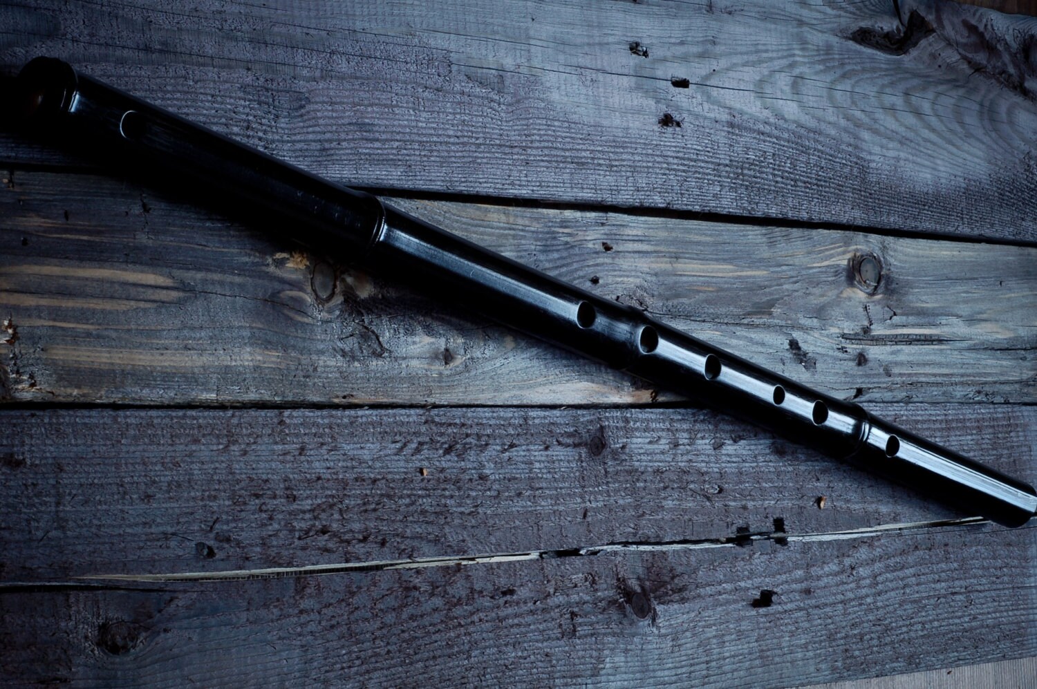 Black Lacquered Bamboo Flute