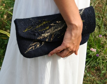 Nice cover elegant purse for the black evening