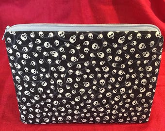 Skulls Zip Pouch