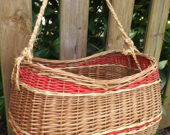 Handmade in France vintage wicker basket / wicker and scoubidou red vintage