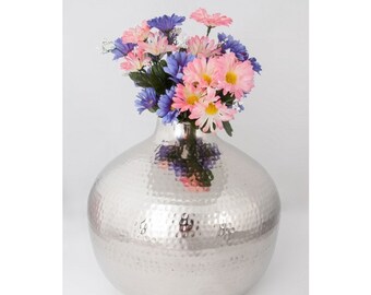 Pentridge Manor Contemporary Flower Vase
