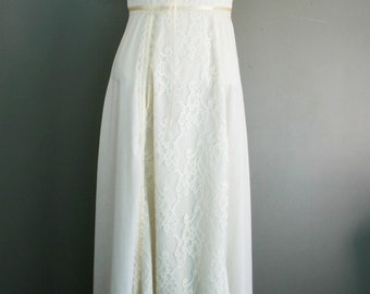 American Honey - Cotton Lace - Gunne Sax - Bohemian - Prairie Style - Country Bride - size 4-6 - Natural White