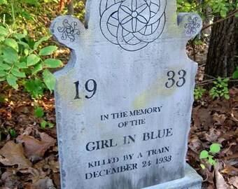 Girl In Blue Halloween Tombstone Prop Decor Cemetery Graveyard REALISTIC