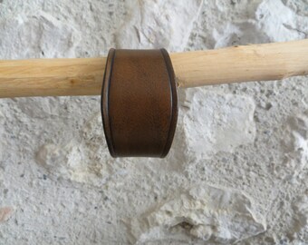 Vegetable tanned leather bracelet