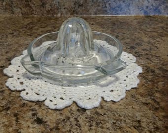 Vintage Glass Juicer for lemons, limes, oranges