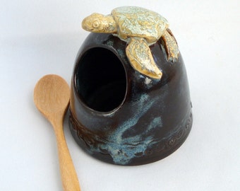 Salt cellar with sea turtle Made to order