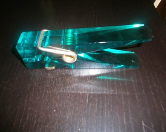 Clip mail, papers, VINTAGE green acrylic