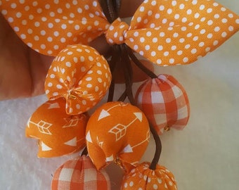 Handmade Keychain, Tulip Keychain, key fob, flower keychain
