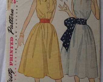Vintage 1950's Simplicity #4293 Dress Pattern for Jiffy Dress and Sash