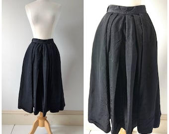 Vintage 1940s 40s black taffeta skirt size xs
