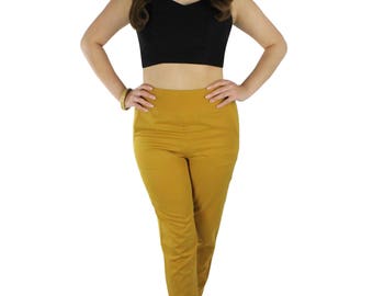 Pin up Stretchy Black Crop Top