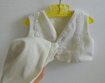 Vintage 1960s White Baby Vest and Bonnet Size 3 - 6 months