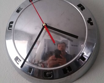 1962 Mercury Eight Hubcap Clock
