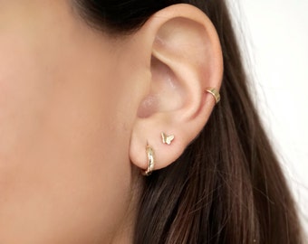 Tiny butterfly - butterfly stud earrings - Minimalist earrings - Dainty earrings - Minimalist jewelry - Thin gold studs