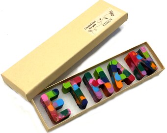 Fast Ship- Kids NAME Crayons in a Gift Box - Personalized Alphabet Rainbow Crayola Crayons - Birthday Gift - Party Favors - Stocking Stuffer