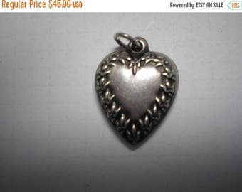 Vintage Sterling Puffy Heart Charm Item No: 16259