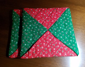 Quilted Pot Holder Set of 2
