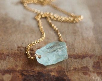 Raw Aquamarine Necklace, Crystal Necklace, Raw Stone Jewelry, Mom Gift for Her, Aquamarine Jewelry, March Birthstone, Gemstone Necklace