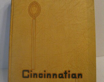 1952 University of Cincinnati Cincinnatian Yearbook Cincinnati OH