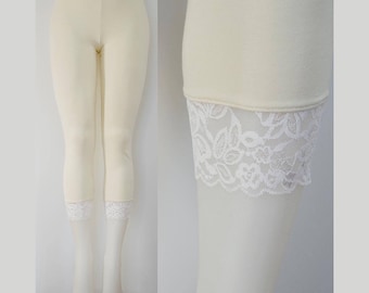 Sweetass Basics: Cream Bamboo Leggings With White Lace Trim