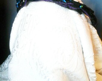Mystic Midnight Head Garland