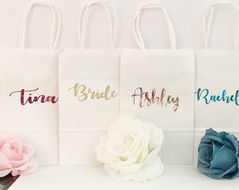 Bridesmaid gift bags/Bridesmaid Gifts/Personalized Gift bags/Wedding/Gift bags/Custom Gift bags/Gift ideas/Wedding gift ideas/Bridesmaids