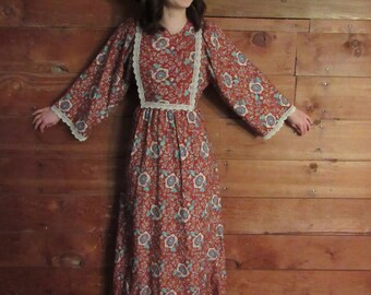 Vintage Evelyn Pearson Western Appeal