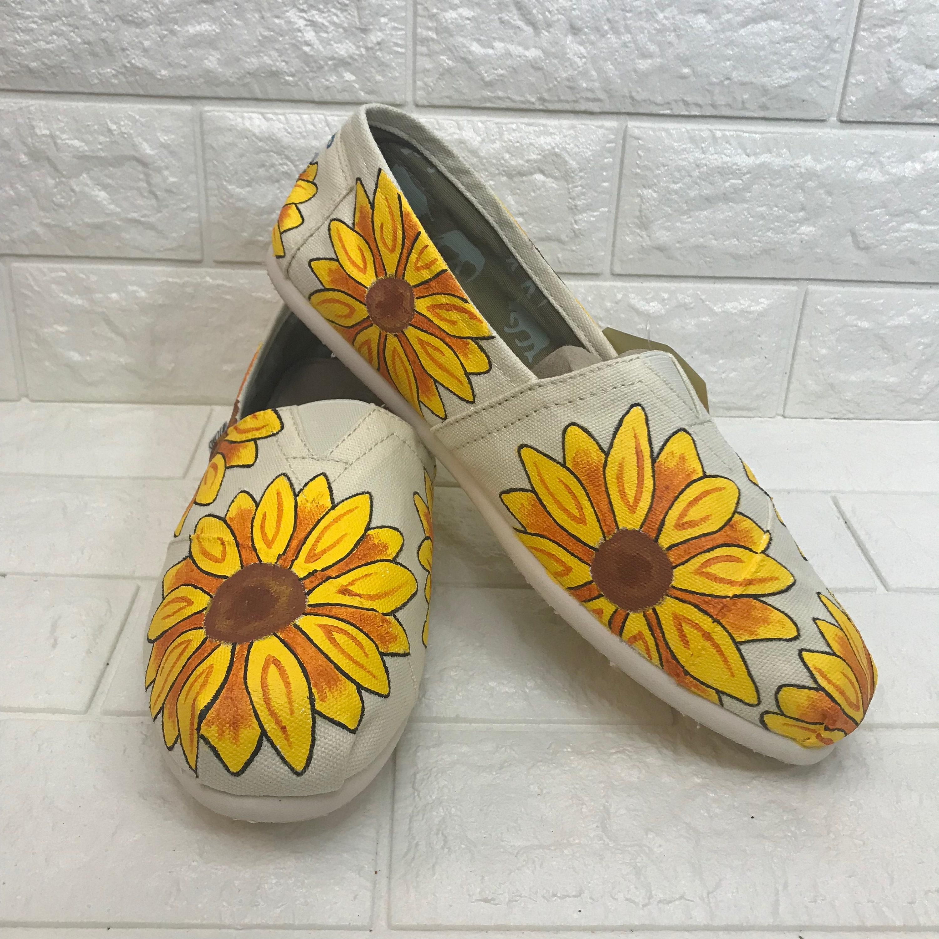 sunflower house shoes