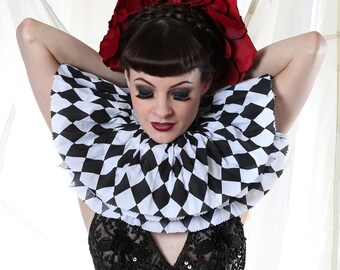 Daimond Circus Neck Ruff