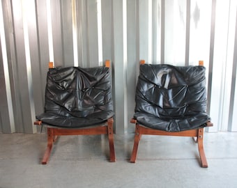 Pair of Westnofa Siesta Chairs in teak and black leather